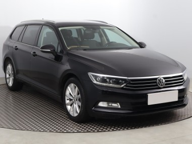 Volkswagen Passat B8 , Navi, Klimatronic, Tempomat, Parktronic,-1