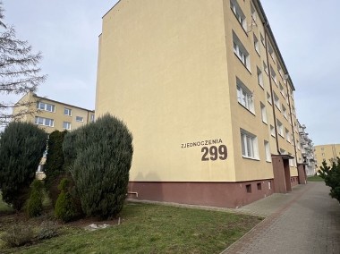 Biedrusko, czteropokojowe mieszkanie 3piętro-1