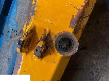 Jcb 3cx - Obudowa Mostu Przedniego-1