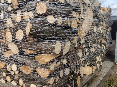 Suche drewno kominkowe BUK ułożone na palecie. Drewno opałowe bukiwe paleta 1MP.-1