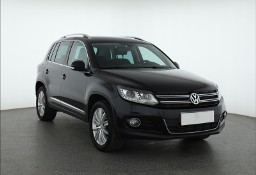 Volkswagen Tiguan , Salon Polska, Serwis ASO, Navi, Xenon, Bi-Xenon,