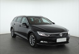 Volkswagen Passat B8 , Salon Polska, Serwis ASO, 190 KM, Automat, Skóra, Navi,