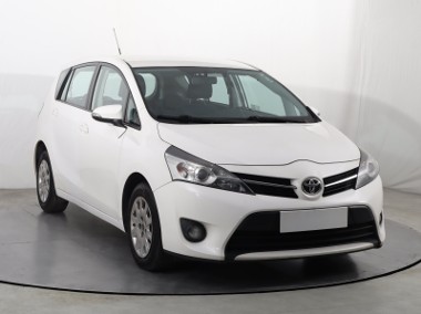 Toyota Verso , Salon Polska, Serwis ASO, Klima, Tempomat-1