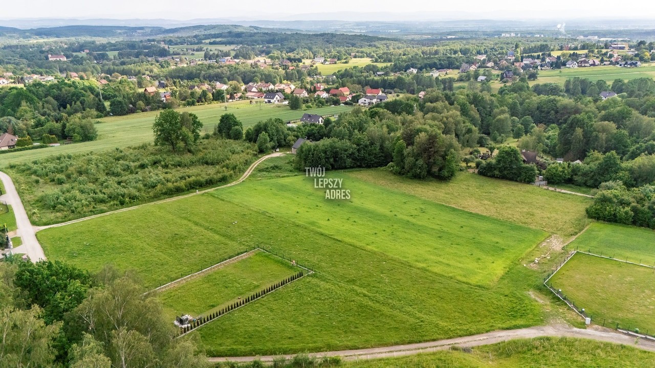 Alwernia -21ar, budowlana, media, widokowa. - Więcej