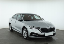 Skoda Octavia IV , Salon Polska, Klimatronic, Tempomat, Parktronic
