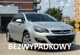 Opel Astra J Bezwypadkowy LIFT Zadbany Podgrzewana kierownica fotele