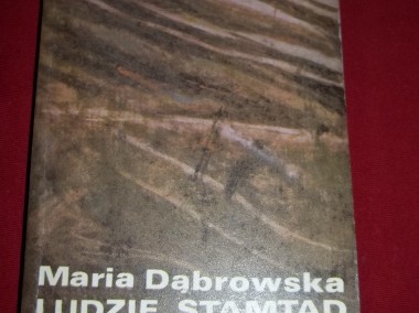 Maria Dąbrowska-Ludzie stamtąd,Marcin Kozera,Wilczęta z czarnego podwórza.-1