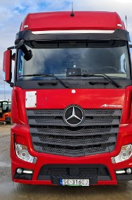 Mercedes-Benz actros-2