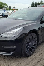 Tesla Model 3-2