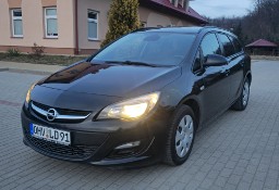 Opel Astra J 1.4T 130tys z Niemiec kamera grzana kierownica i fotele 2x PCC