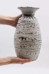 Ceramiczny Wazon z Bali – Klasyczny Kształt-2