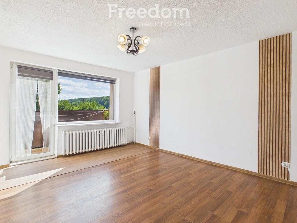 2 pokoje, balkon, cicha okolica – Dzierzgoń