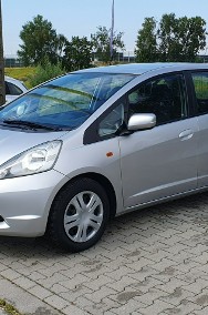 Honda Jazz III W super stanie/Wszystko sprawne/Ledy do jazdy dziennej/Klima sprawna-2