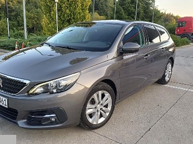1.5 BlueHDi Active Pack Business 130KM 2021r-1