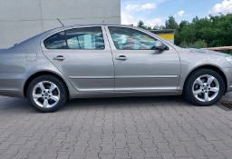 Skoda Octavia II kupiona w salonie. Pierwszy właściciel.