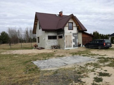 Dom Łochów-1