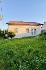 Mały dom w zielonej okolicy niedaleko Łasku-2