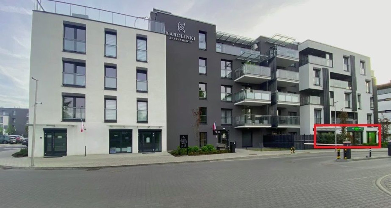 Gliwice Karolinki lokal handlowy Żabka – pohled 2