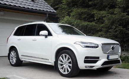 AWD D5 5 miejsc, salon PL, I wlasciciel