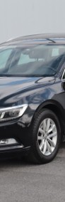 Volkswagen Passat B8 , Navi, Klimatronic, Tempomat, Parktronic-3