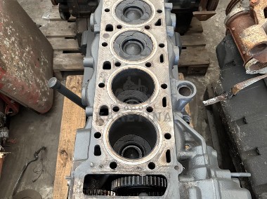 Fendt 936 Gen 7 Silnik D1556LE523 Wał Korbowy Korbowód H218PF150094A H218PF150099A CZĘŚCI-2