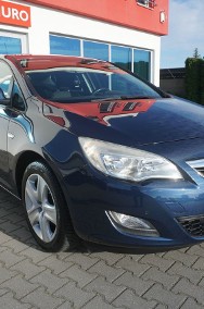 Opel Astra J-2