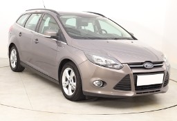 Ford Focus III , Klimatronic, Parktronic, Podgrzewane siedzienia,ALU