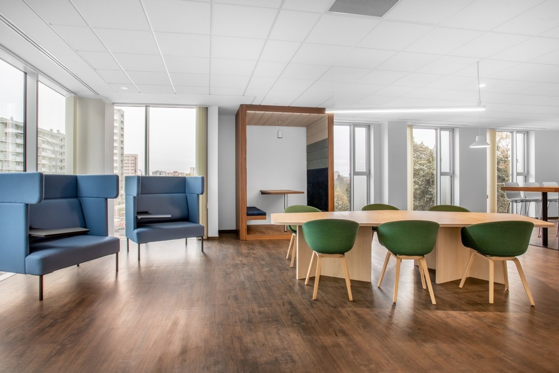 Przestrzeń do pracy dla 3-4 osób w Regus Grojecka - Widok 5