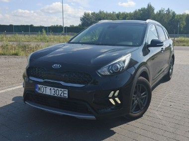 Kia Niro-1
