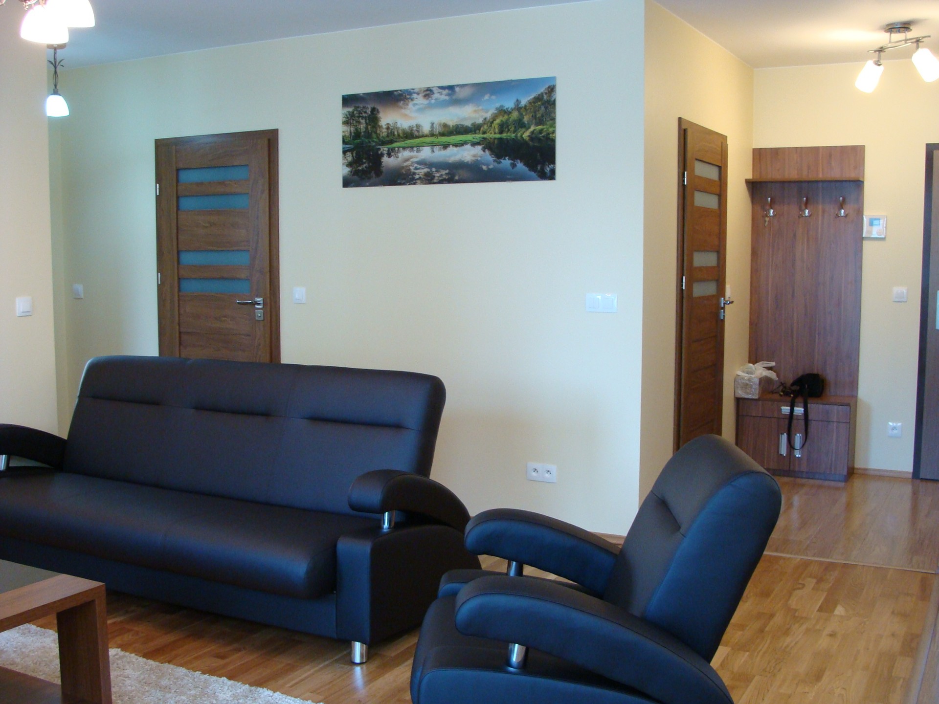 ATRAKCYJNY 3 - POKOJOWY lokal o powierzchni 66,3 m² w centrum Krakowa z miejscem postojowym przy ul. Cystersów - Widok 3