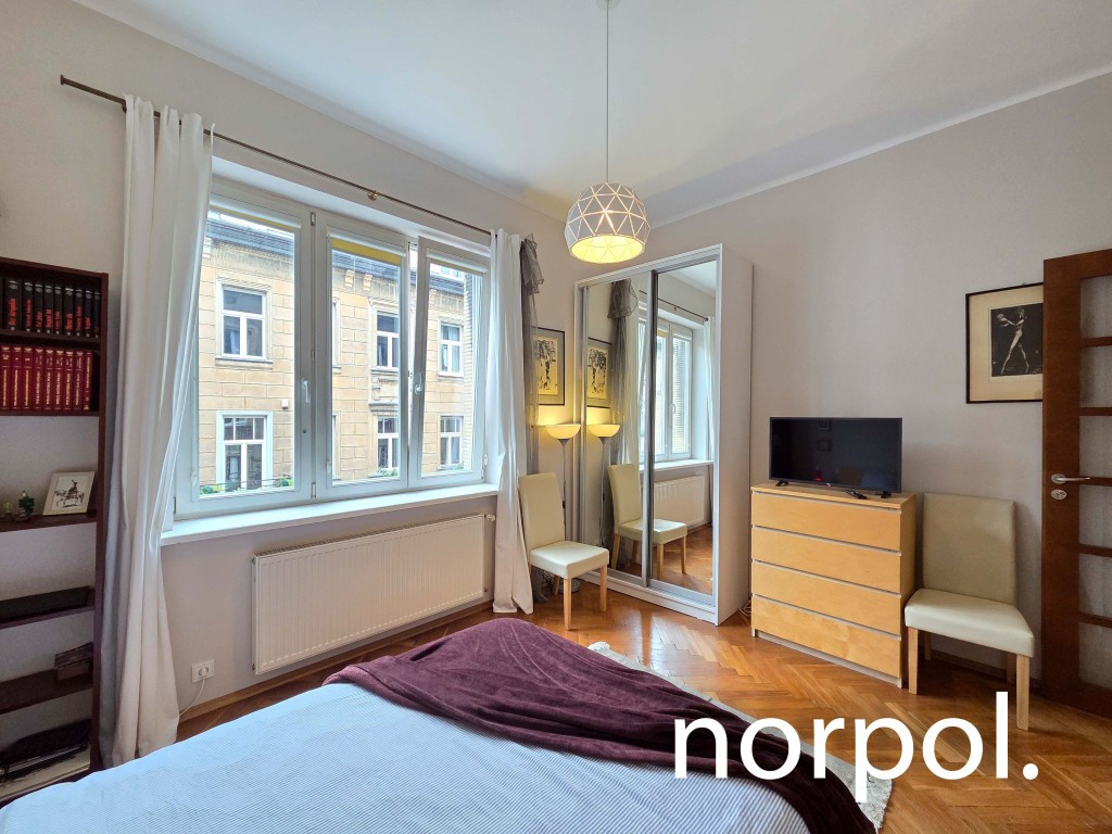 Stare Miasto | 52 m² | Umeblowane | 10 min spacerem od Rynku Głównego - Widok 3