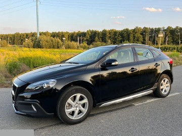 V40 Cross Country 2.0 benzyna 152KM 2017r 
