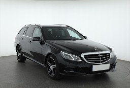 Mercedes-Benz Klasa E W212 , Automat, Navi, Klimatronic, Tempomat, Parktronic,