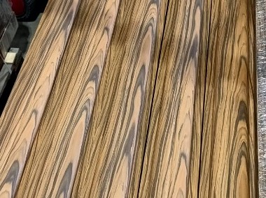 Sztachety metalowe w kolorze imitacji drewna - ROSE WOOD-1