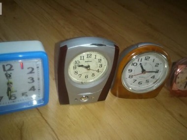 budziki zegarki stojące z alarmem-1