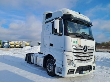 Mercedes-Benz Actros-1