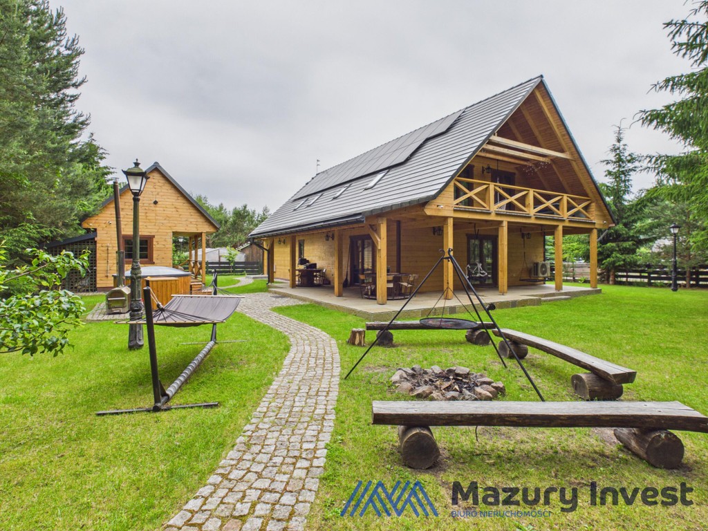 Wyjątkowy dom z unikatowym wnętrzem - jezioro, lasy, sauna, jacuzzi