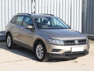 Volkswagen Tiguan , Salon Polska, VAT 23%, Navi, Klimatronic, Tempomat,