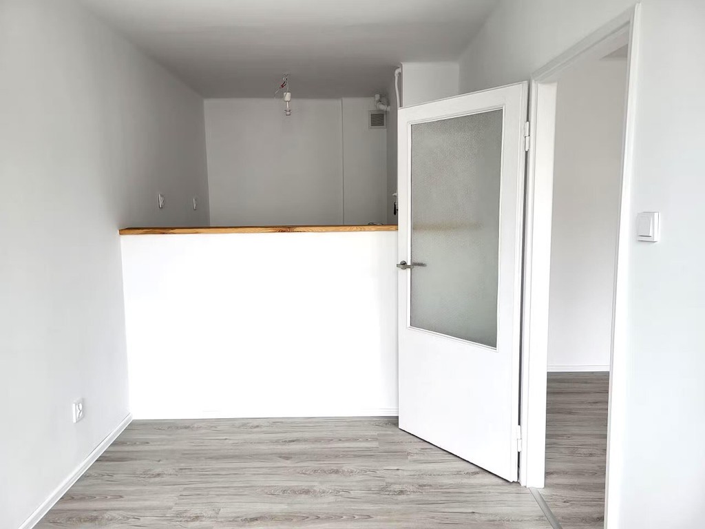 Katowice Koszutka ul. Wierzbowa2 pokoje / 34 m² // Spodek / TRAMWAJ – pohled 3