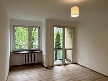 2 pokoje, balkon, piwnica, MPK, zielona okolica-1