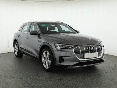 Audi e-tron , SoH 90%, 1. Właściciel, Serwis ASO, Automat, Skóra, Navi,-1