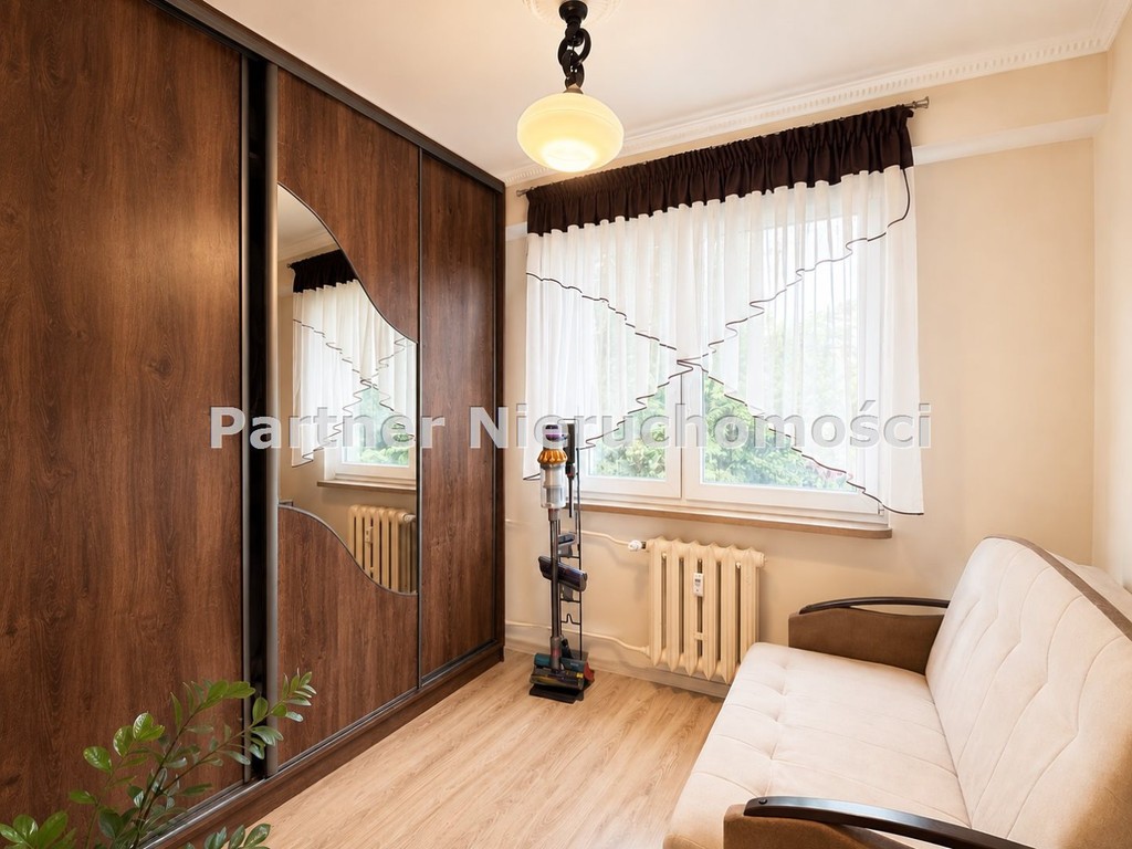 3-pokojowe z balkonem, I piętro, po remoncie - Widok 3