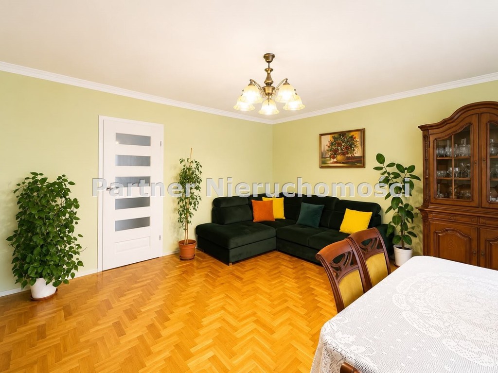 3-pokojowe z balkonem, I piętro, po remoncie - Widok 6