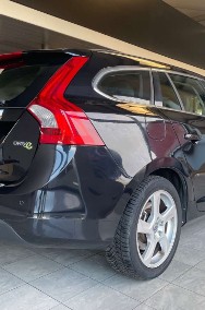 Volvo V60 I-2