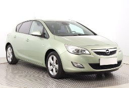 Opel Astra J , Tempomat, Parktronic, Podgrzewane siedzienia,ALU