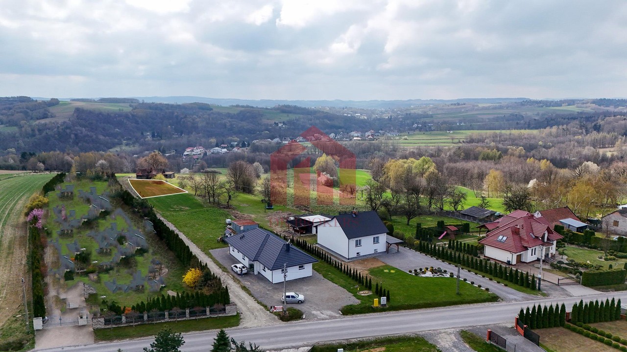 Działka budowlana w Ropczycach - More