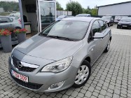 Opel Astra J