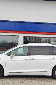 Chrysler Pacifica Hybryda Plug IN-2