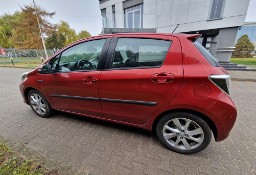 Toyota Yaris III Hybryda 100 Premium automat 5 drzwi