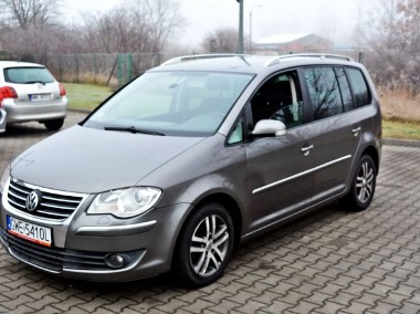 Volkswagen Touran I-1